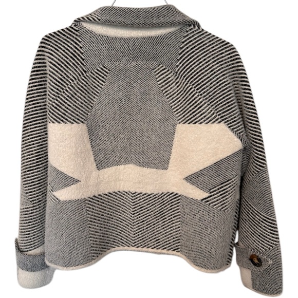 A Cyrus Crop Jacket - Picture 2 of 3